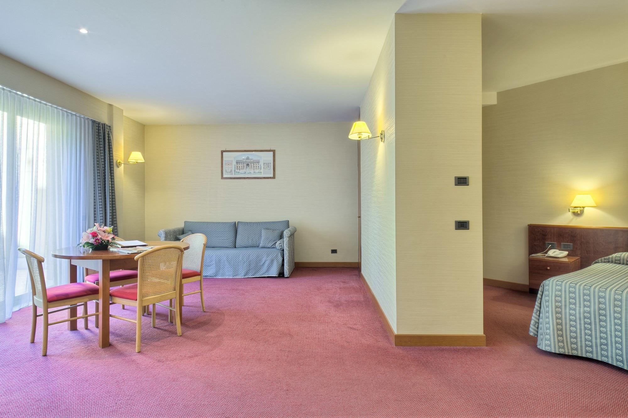 Hotel Petra Rome Bagian luar foto