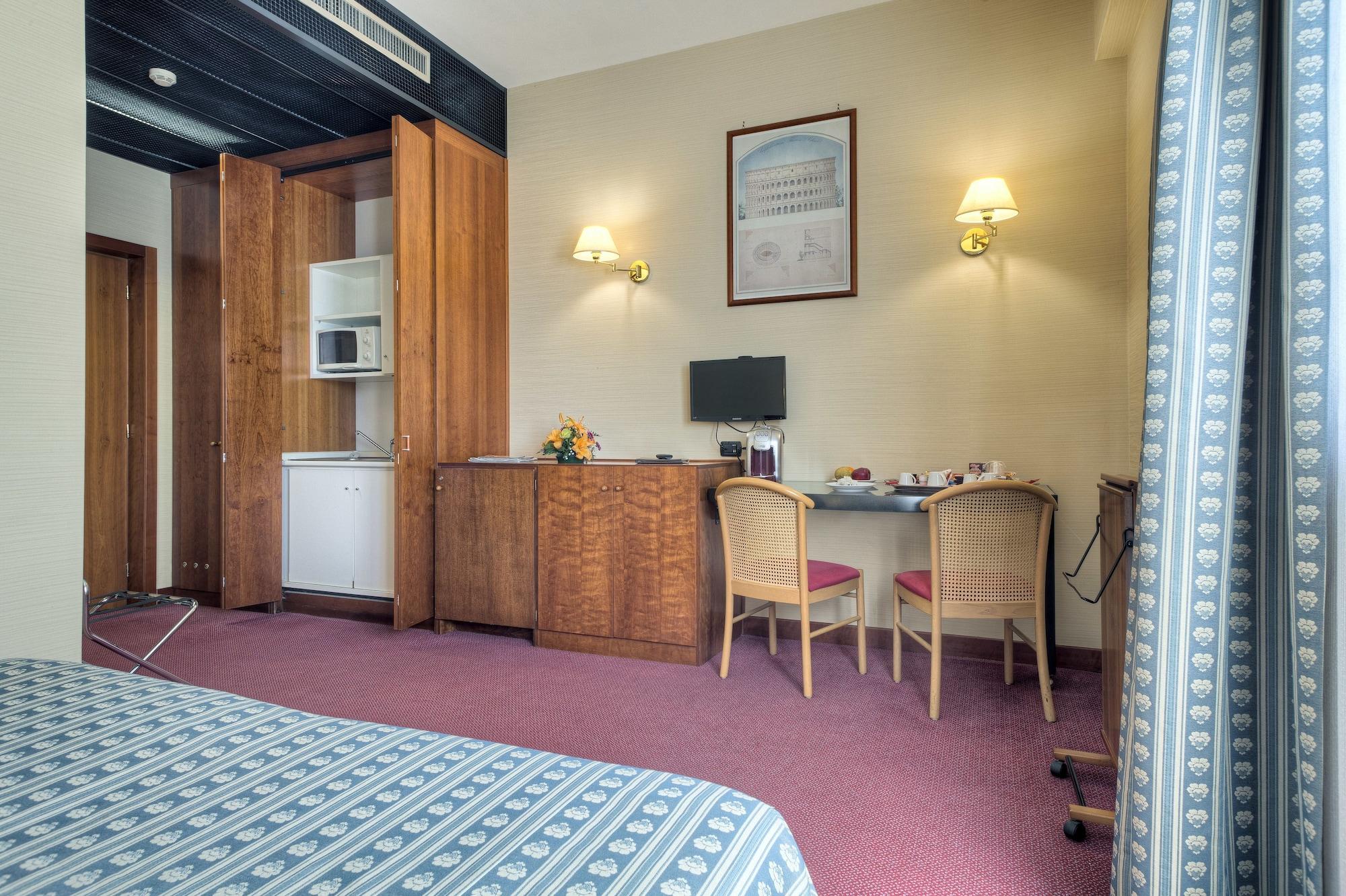 Hotel Petra Rome Bagian luar foto