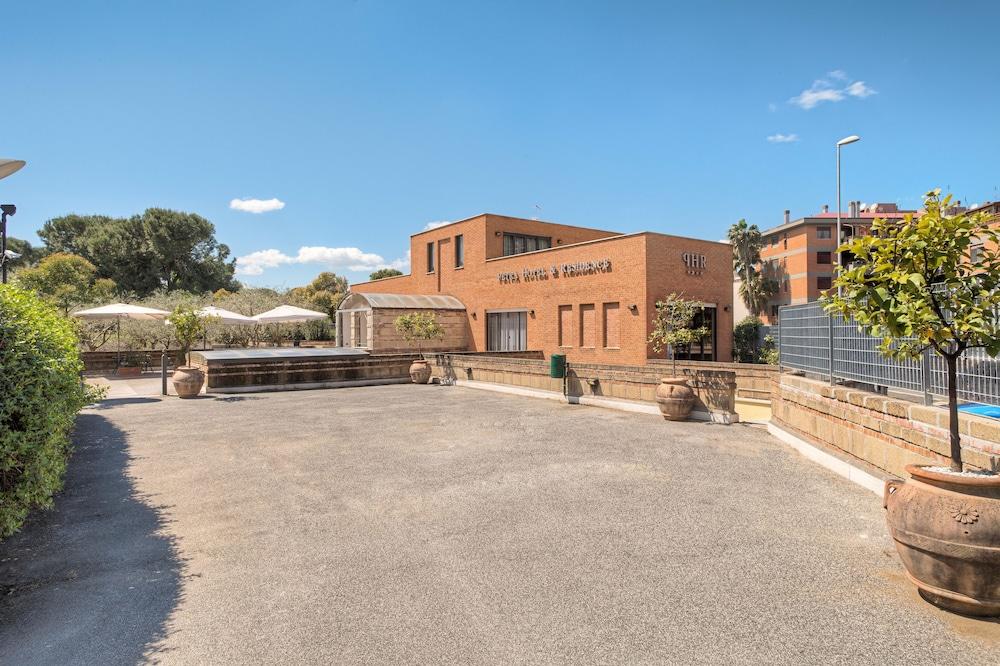 Hotel Petra Rome Bagian luar foto